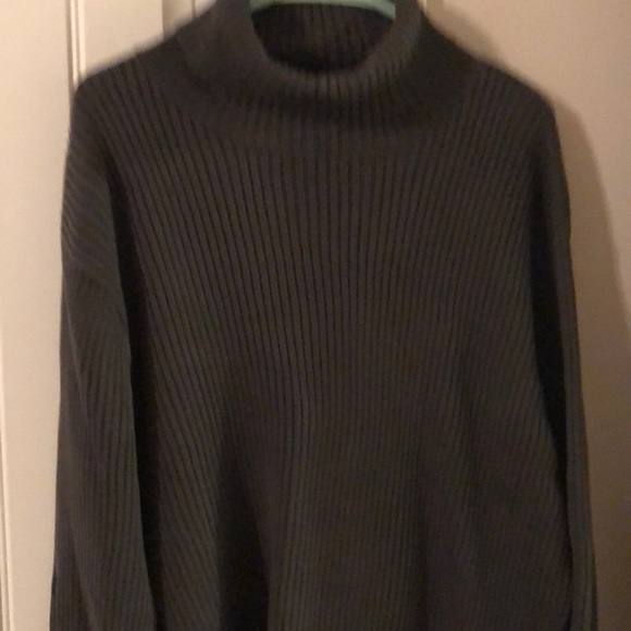 Alex Smith gray turtleneck sweater - Picture 1 of 3